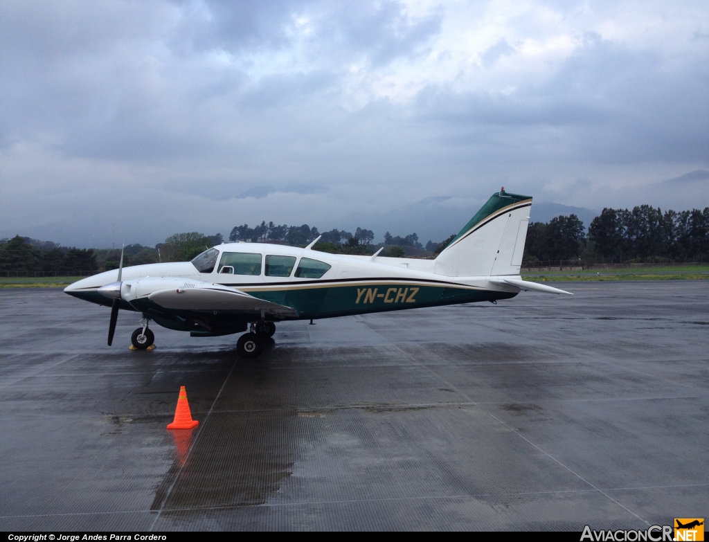 YN-CHZ - Piper PA-23 Aztec F - Privado