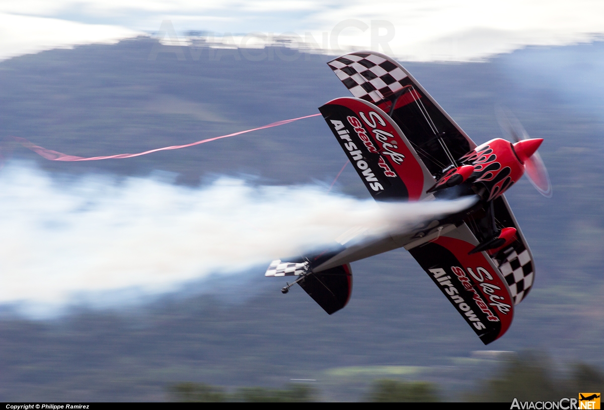 N540SS - Pitts S-2S Special - Privado