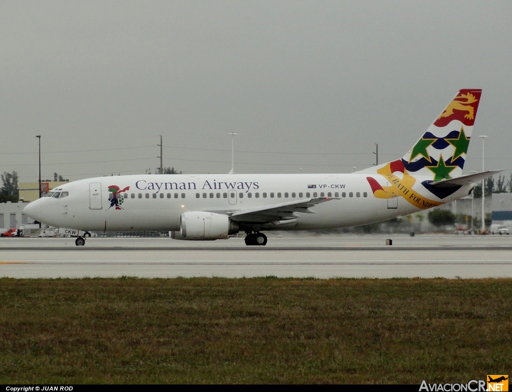 VP-CKW - Boeing 737-36E - Cayman Airways