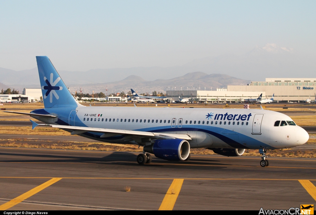 XA-UHE - Airbus A320-214 - Interjet