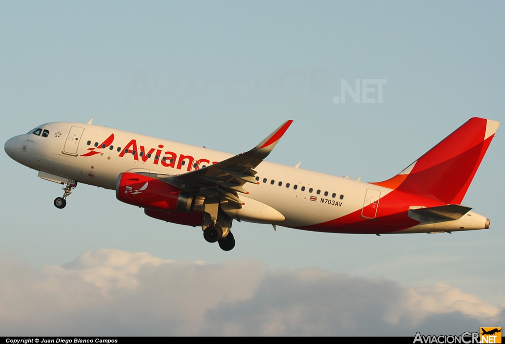 N703AV - Airbus A319-132 - Avianca