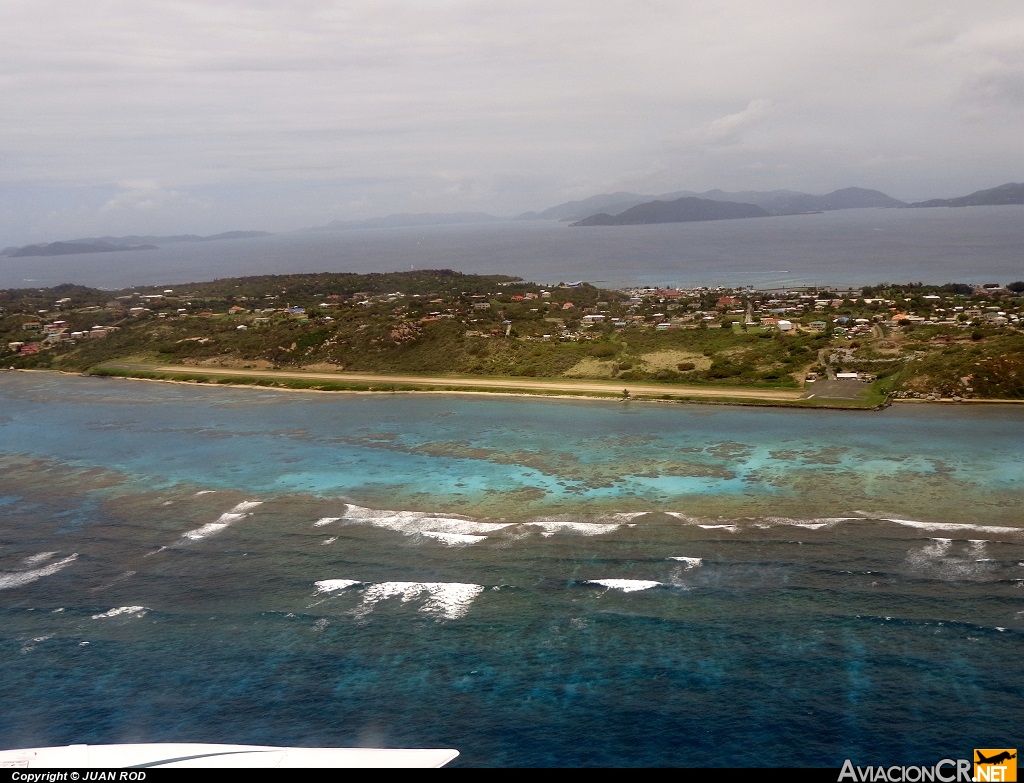 TUPW - Vista aérea - Aeropuerto