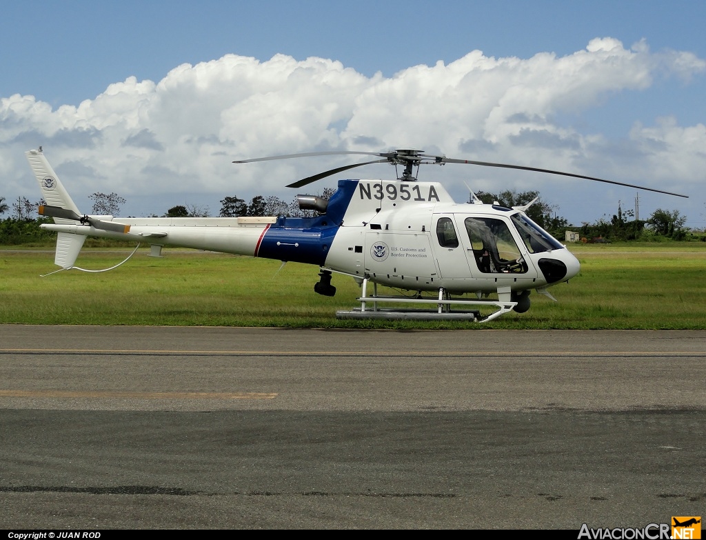 N3951A - Eurocopter AS 350B3 Ecureuil - US Department of Homeland Security