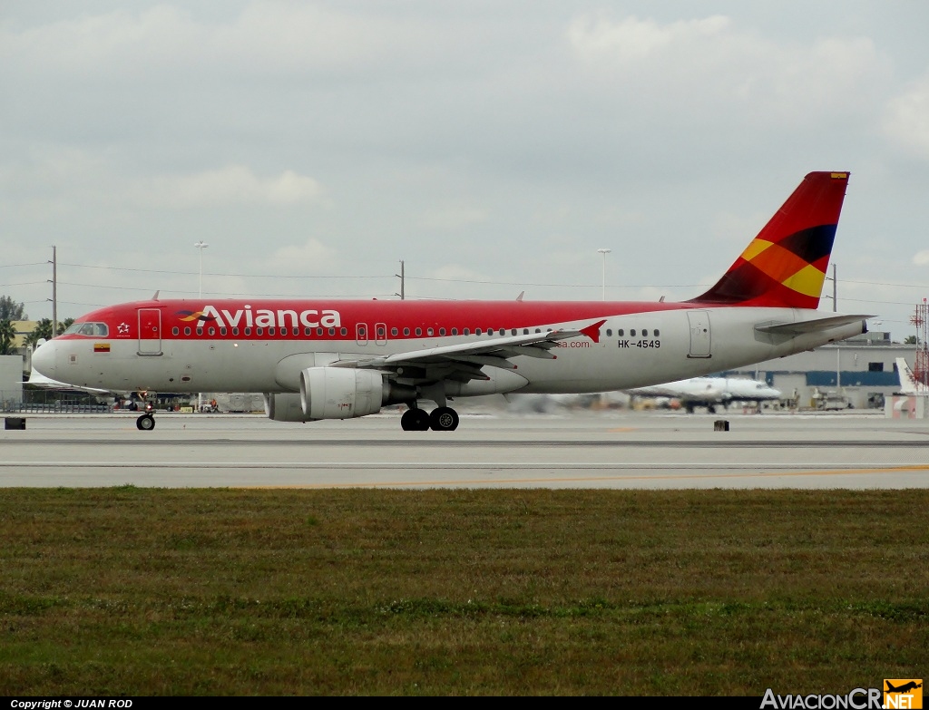 HK-4549 - Airbus A320-214 - Avianca