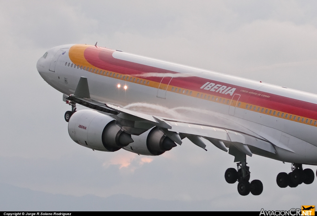 EC-LCZ - Airbus A340-642 - Iberia