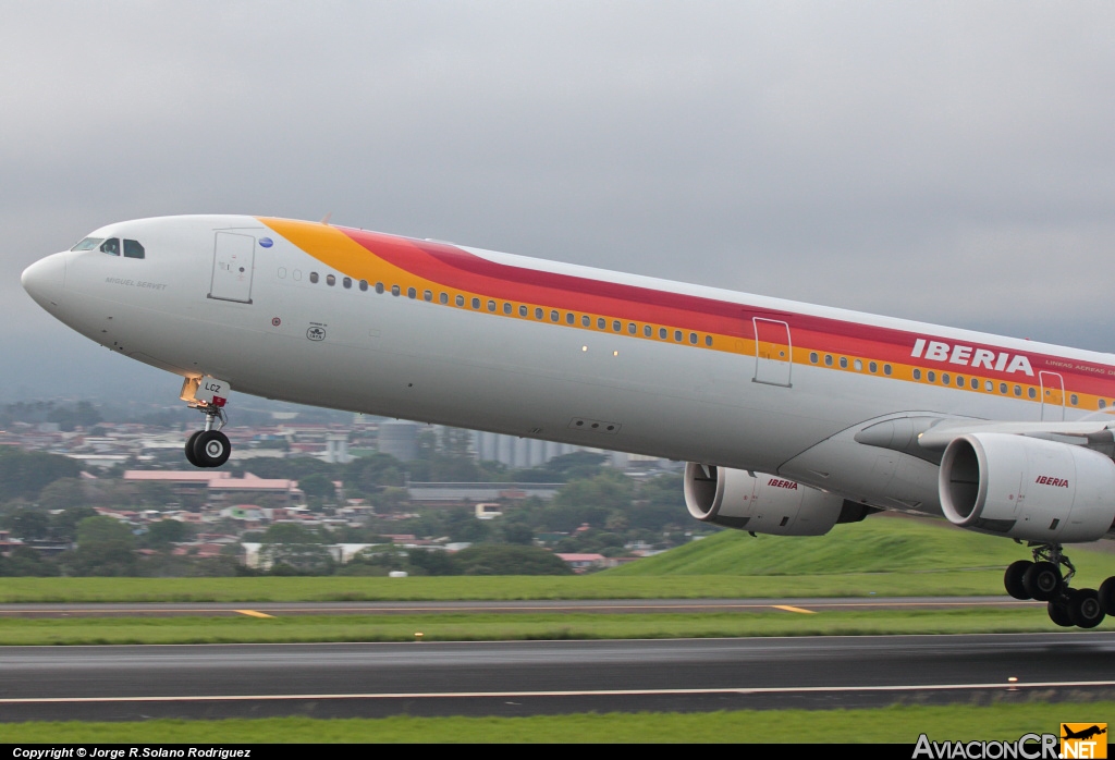 EC-LCZ - Airbus A340-642 - Iberia