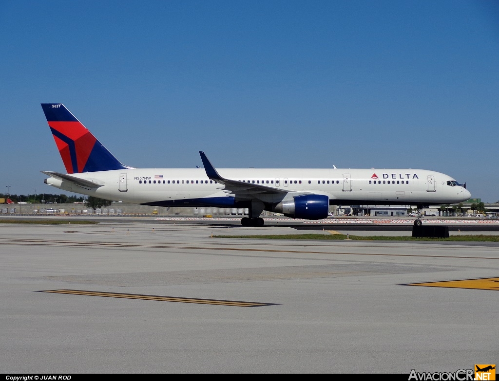 N557NW - Boeing 757-251 - Delta Airlines