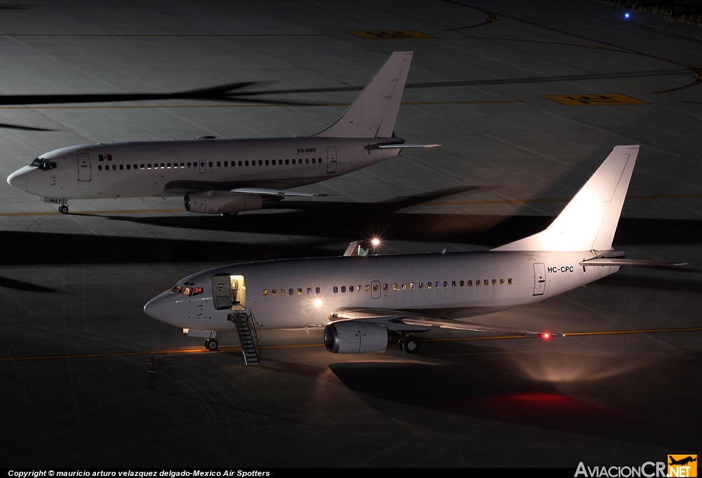 HC-CPC - Boeing 737-5Y0 - Desconocida 