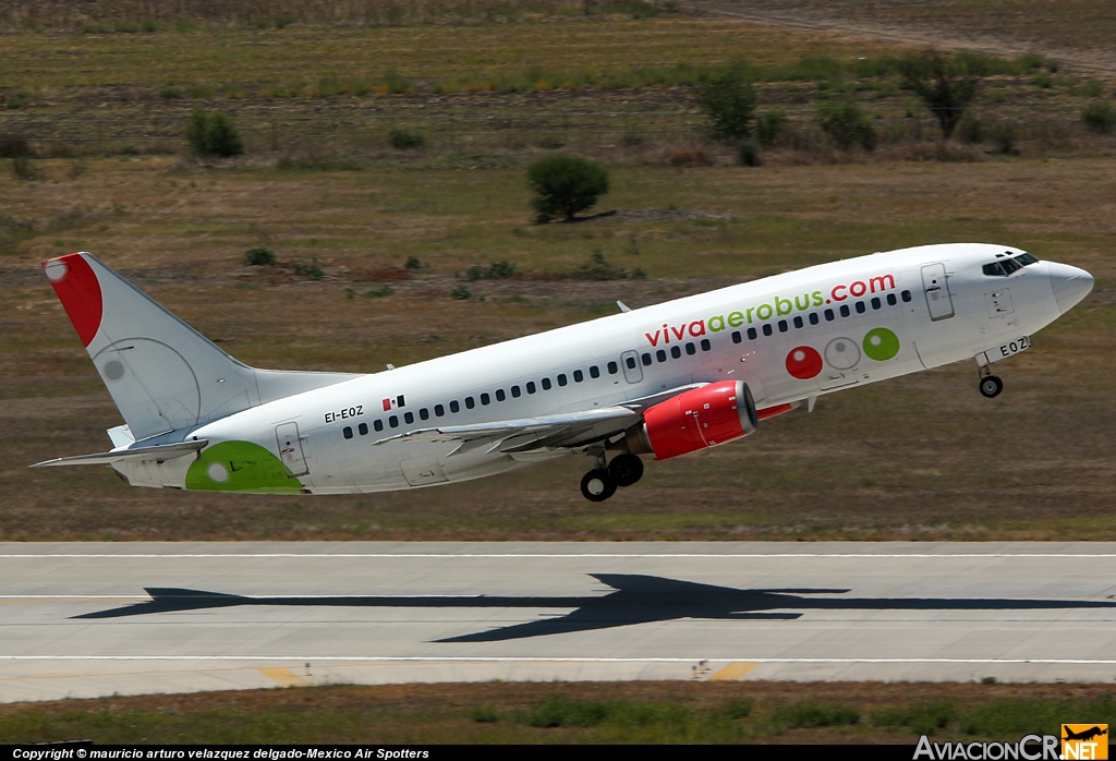 EI-EOZ - Boeing 737-3Q8 - Viva Aerobus