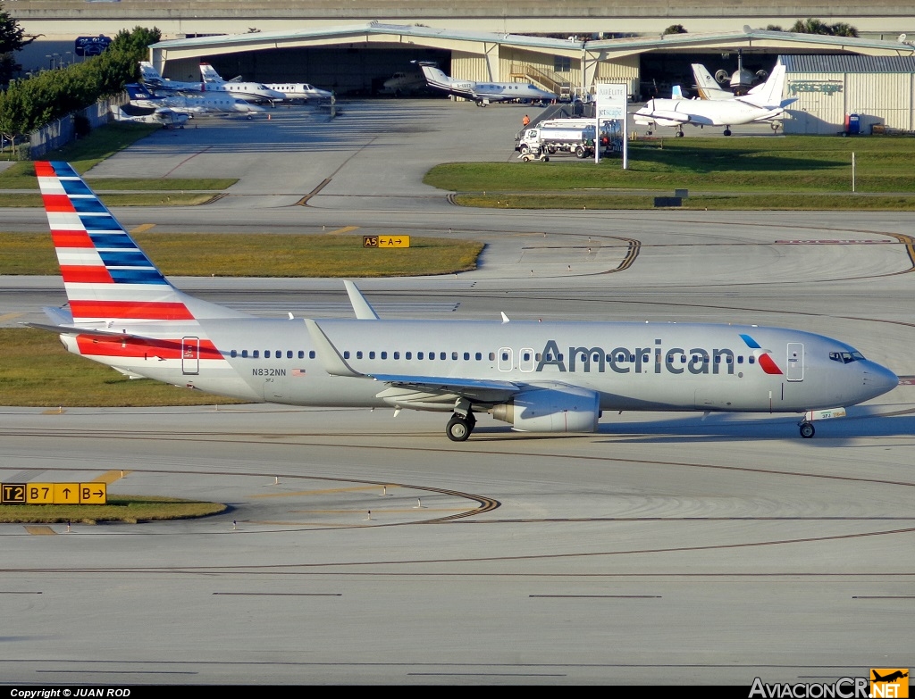 N832NN - Boeing 737-823 - American Airlines