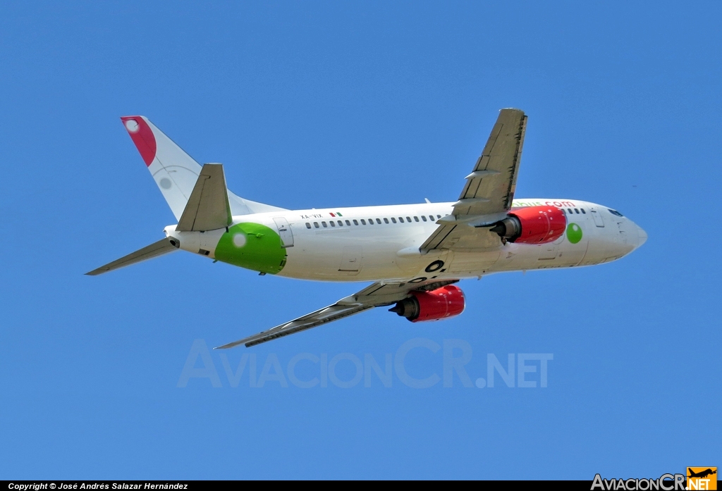 XA-VIX - Boeing 737-3B7 - Viva Aerobus