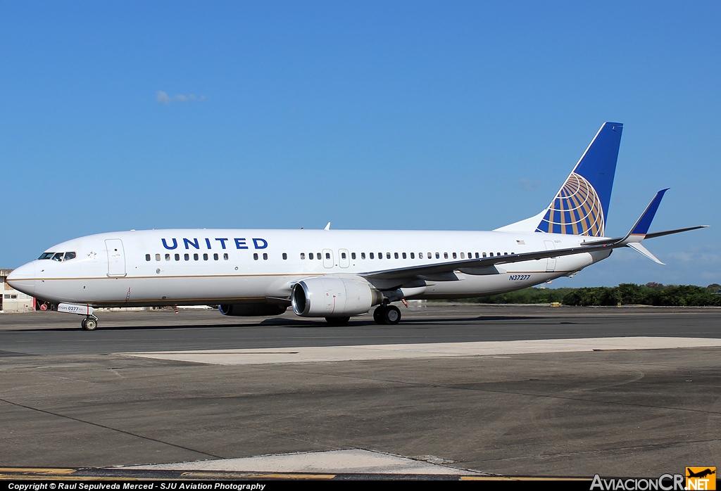 N37277 - Boeing 737-824 - Continental Airlines