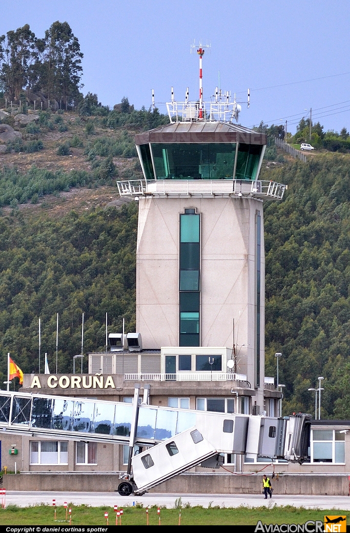 LECO - Aeropuerto - Torre de Control