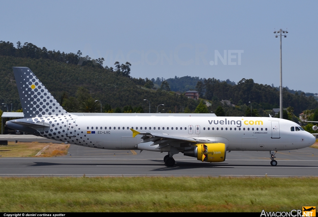 EC-LVC - Airbus A320-214 - Vueling