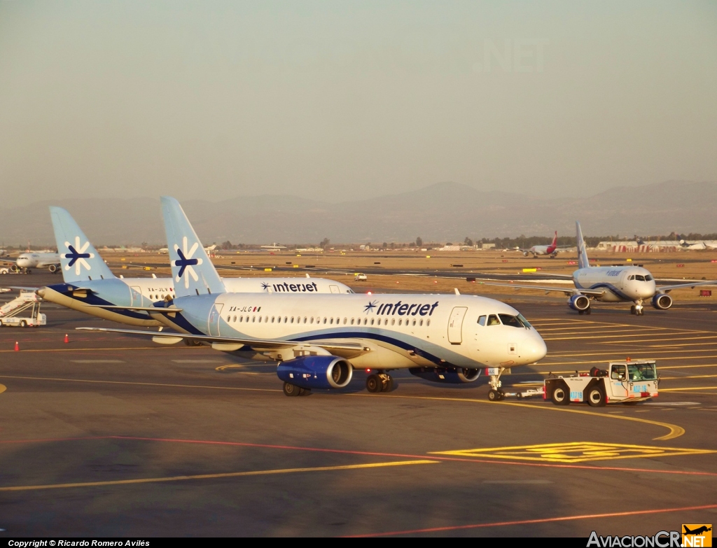 XA-JLG - Sukhoi Superjet 100-95B - Interjet