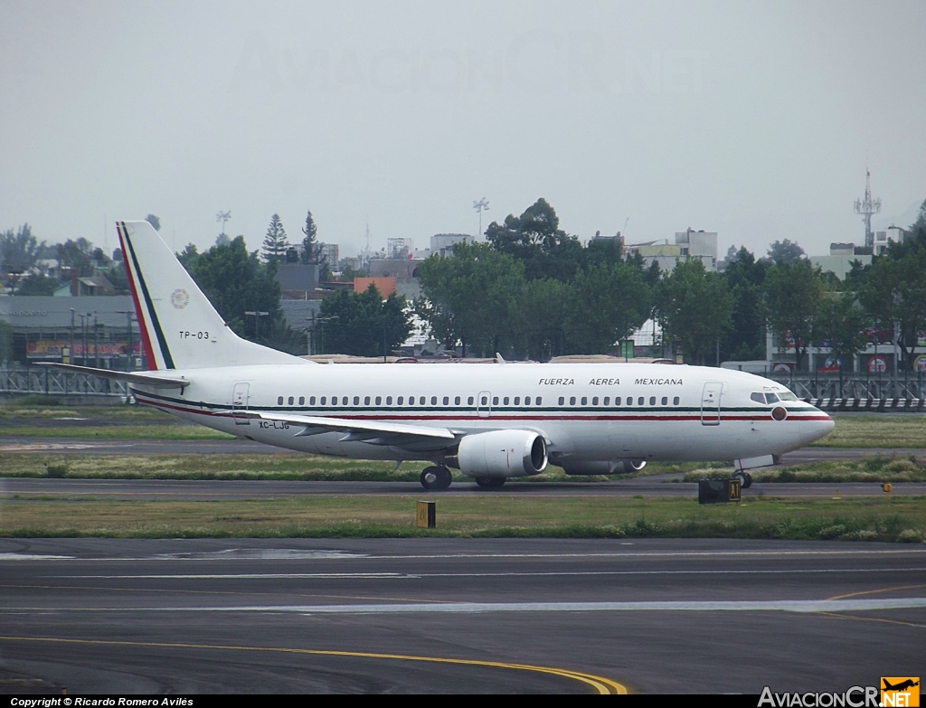 XC-LJG - Boeing 737-322 - Fuerza Aerea Mexicana FAM