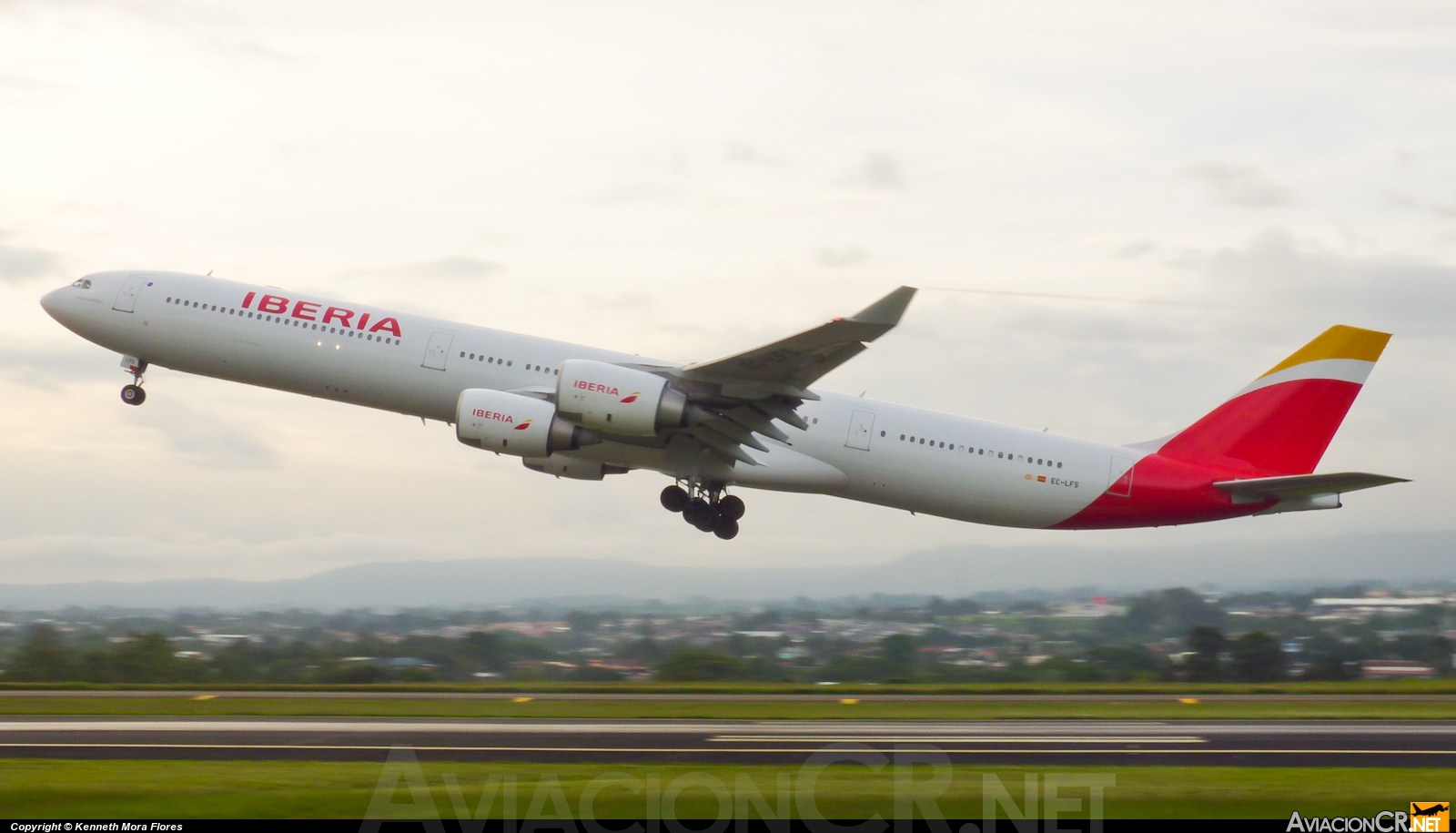 EC-LFS - Airbus A340-642 - Iberia