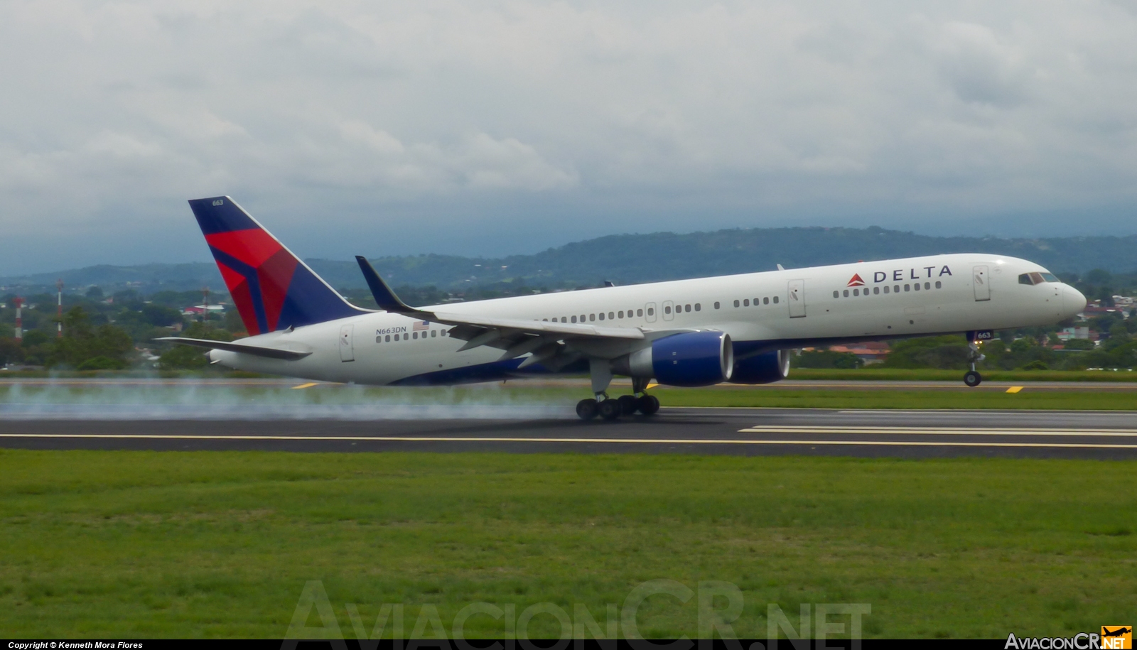 N663DN - Boeing 757-232 - Delta Airlines