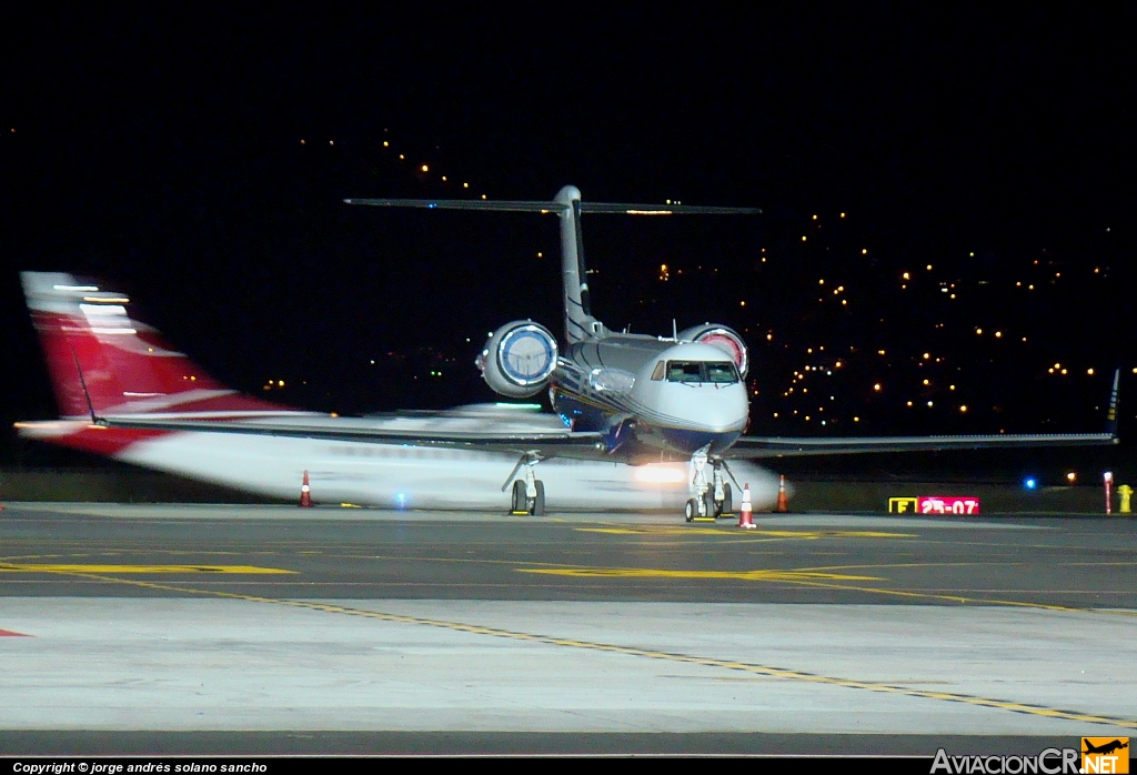 N33LR - Gulfstream Aerospace G-IV - Privado