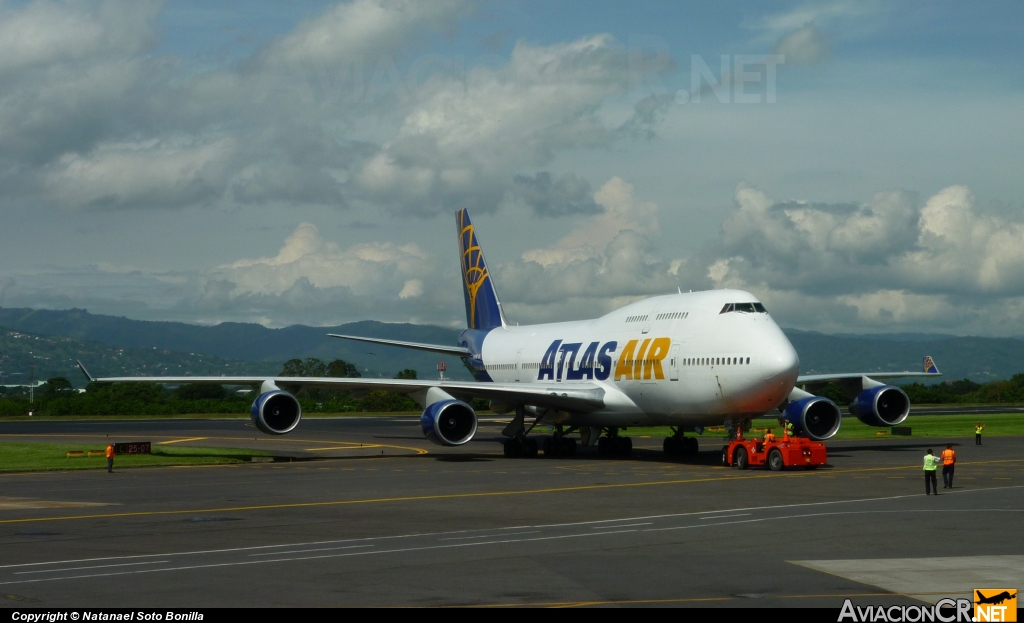 N464MC - Boeing 747-446 - Atlas Air