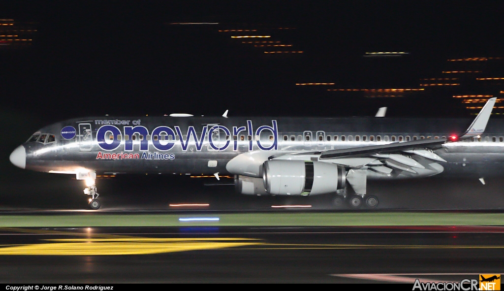 N174AA - Boeing 757-223 - American Airlines