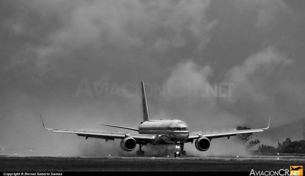 N639AA - Boeing 757-223 - American Airlines