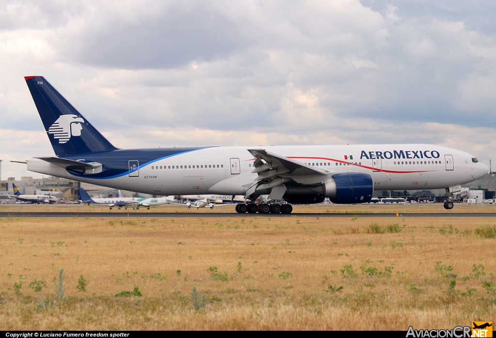 N774AM - Boeing 777-2Q8ER - Aeromexico