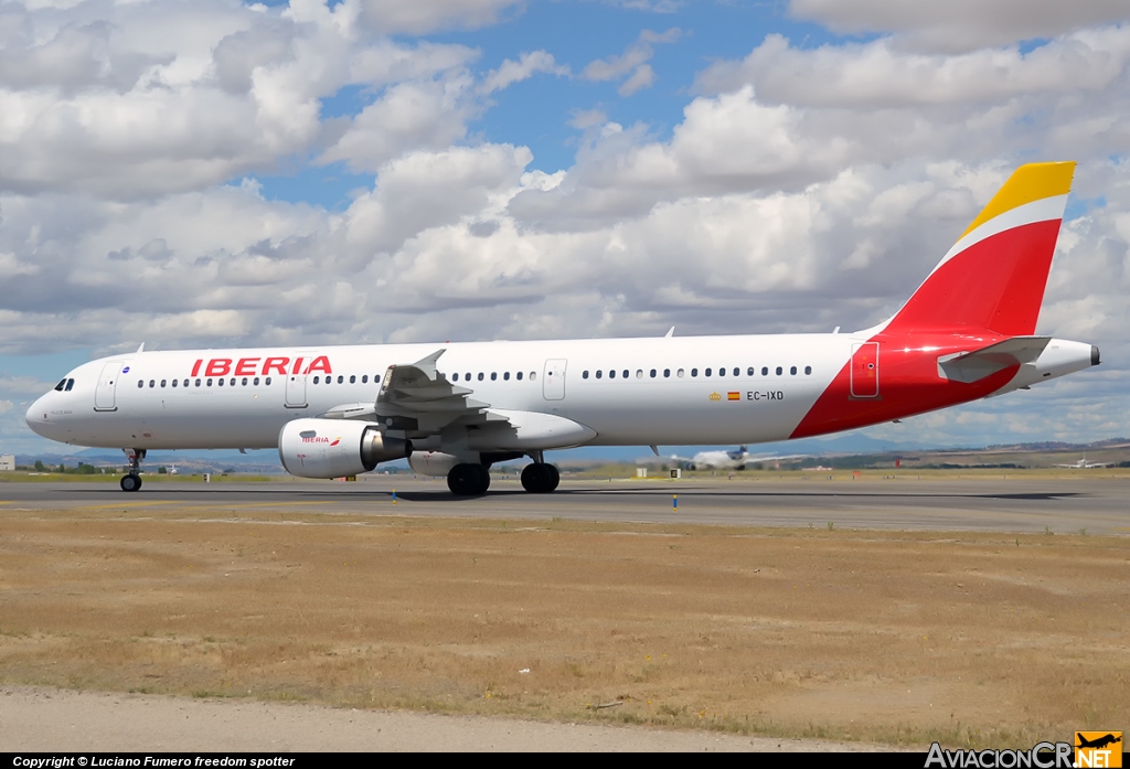 EC-IXD - Airbus A321-211 - Iberia