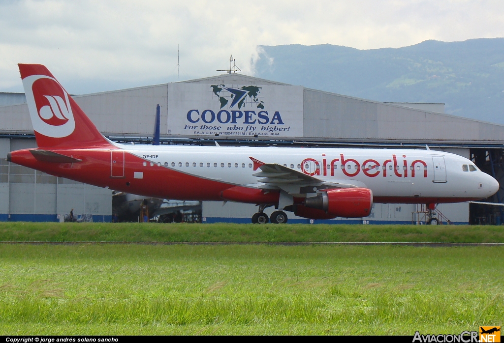 OE-IDF - Airbus A320-214 - Air Berlin