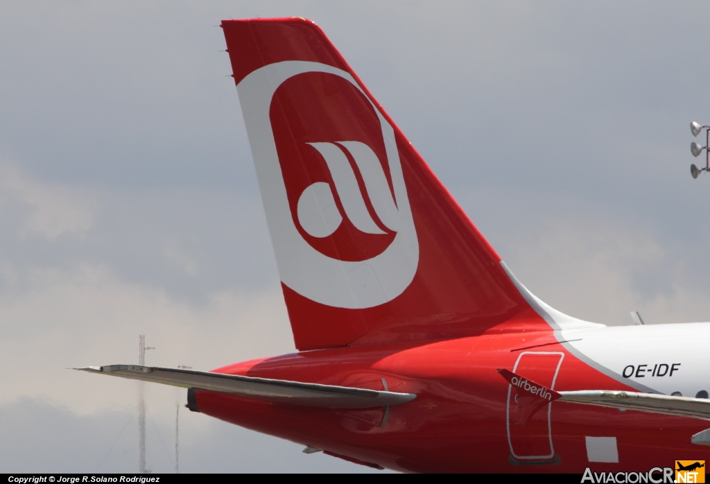 OE-IDF - Airbus A320-214 - Air Berlin