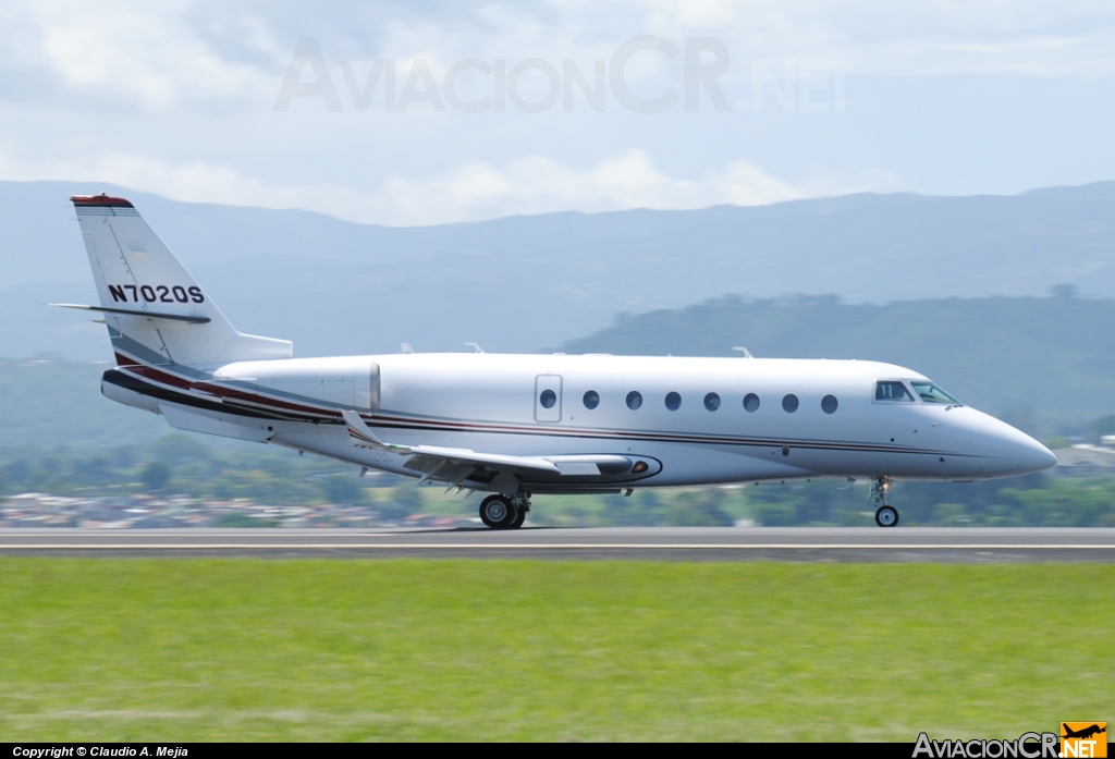 N702QS - Gulfstream Aerospace G200 - NetJets Aviation