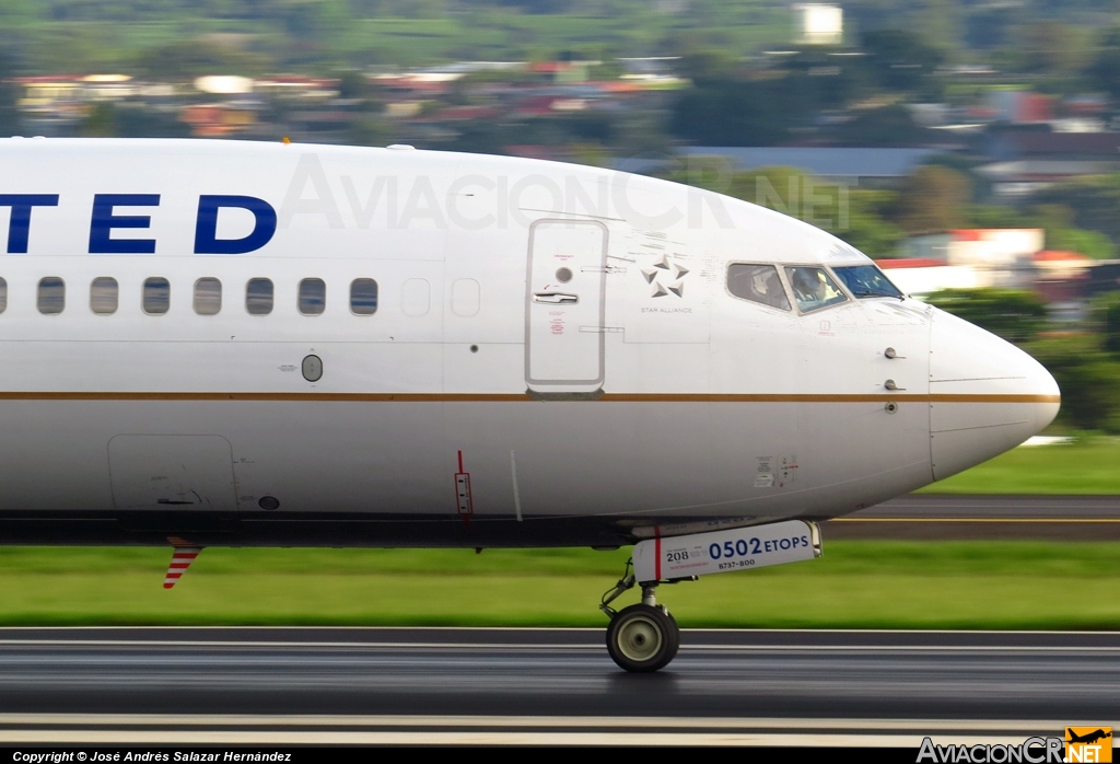 N76502 - Boeing 737-824 - United Airlines