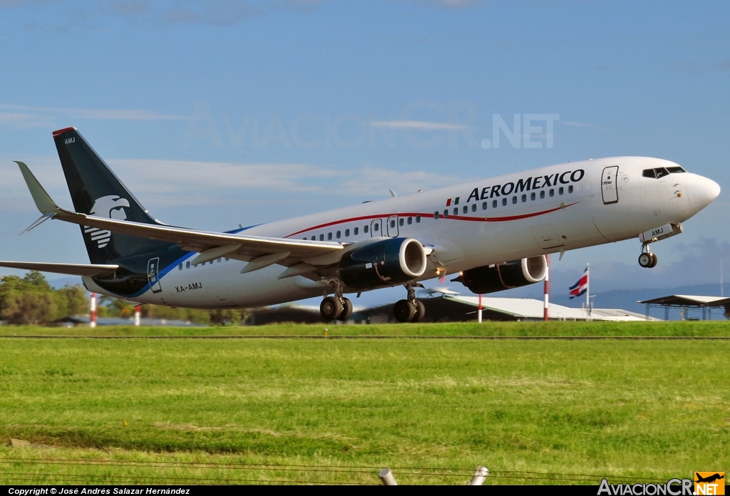 XA-AMJ - Boieng 737-852 - Aeromexico