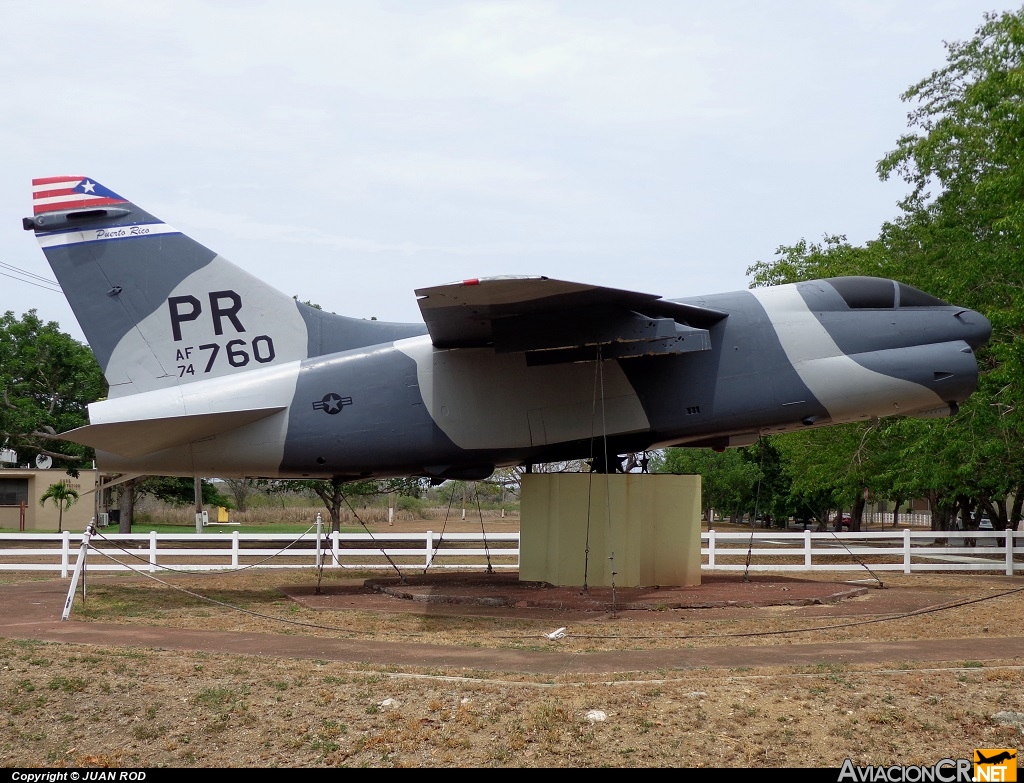 74-0760 - LTV A-7D Corsair II - Guardia Nacional Aerea de Puerto Rico