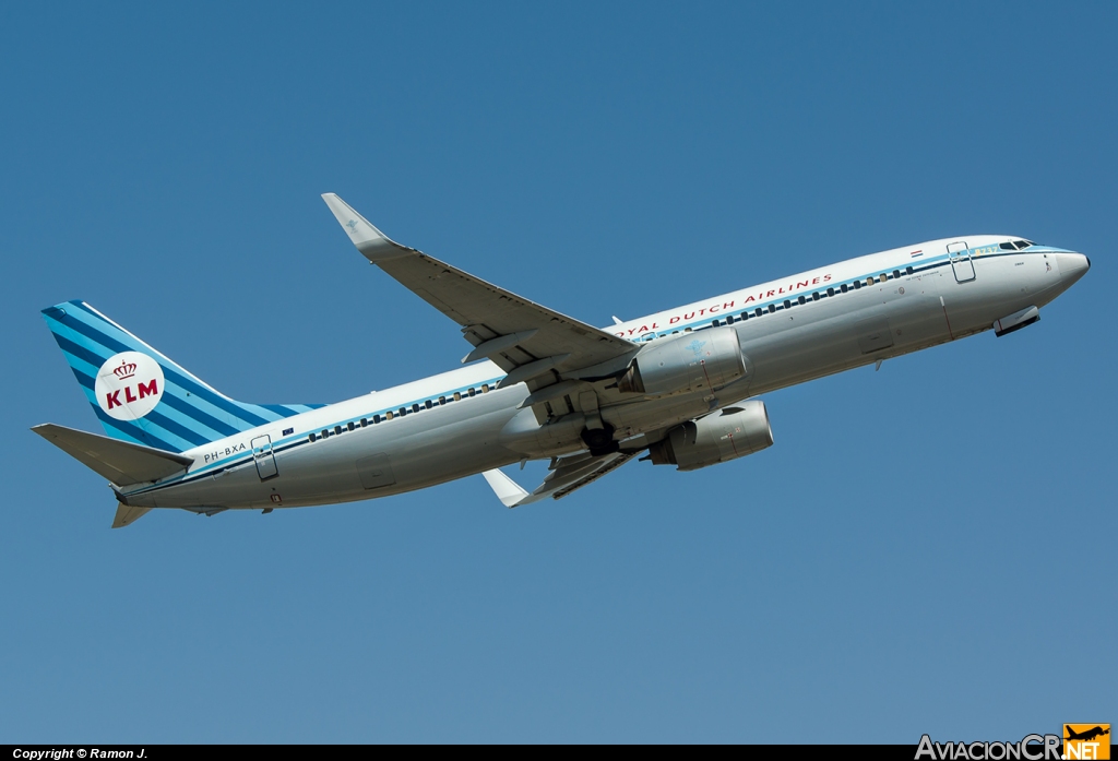 PH-BXA - Boeing 737-8K2 - KLM - Royal Dutch Airlines