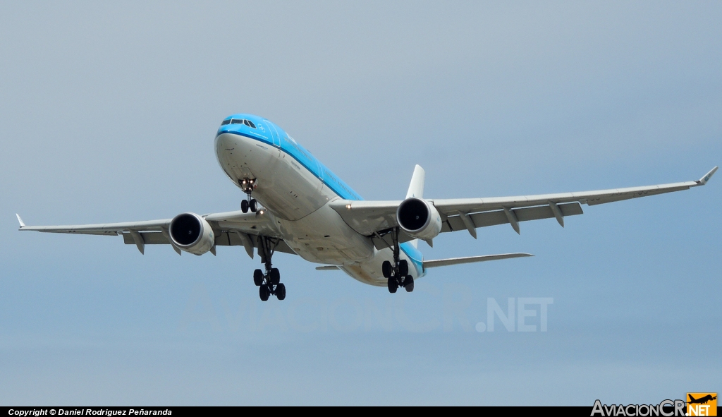 PH-AKD - Airbus A330-303 - KLM Royal Dutch Airlines