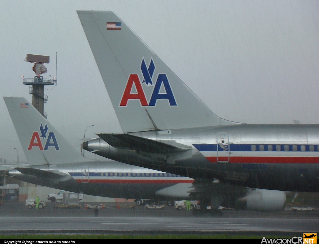 N601AN - Boeing 757-223 - American Airlines