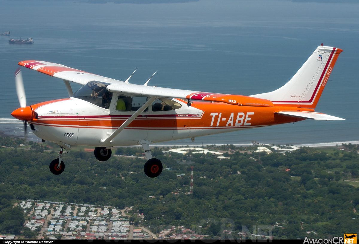 TI-ABE - Cessna 182Q Skylane II - Privado