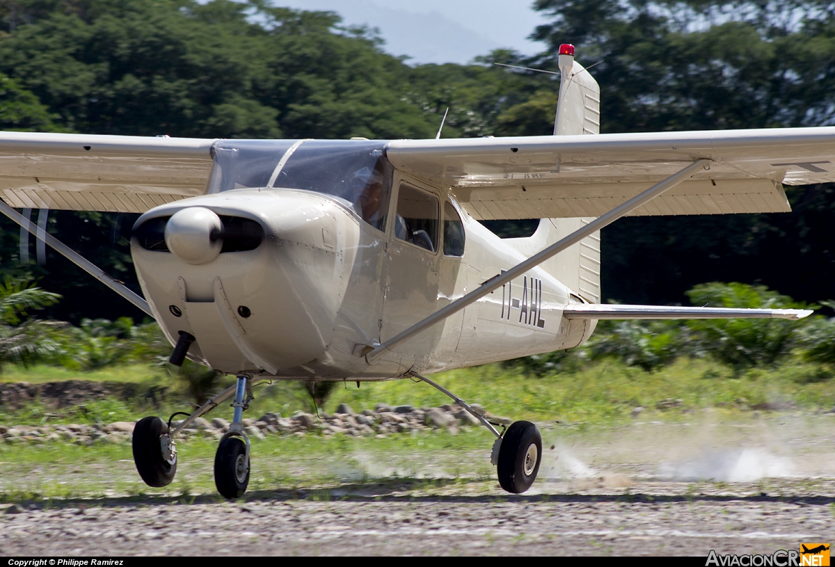 TI-AHL - Cessna 182A Skylane - Aerotica Escuela de Aviación