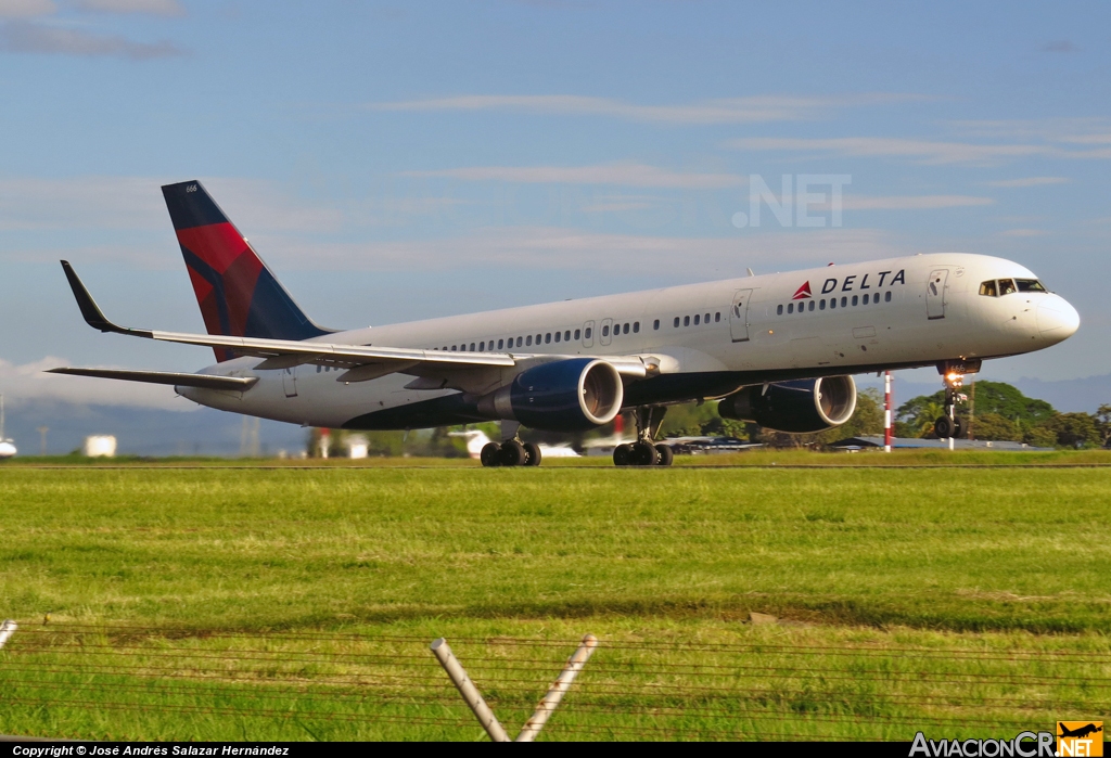 N666DN - Boeing 757-232 - Delta Air Lines