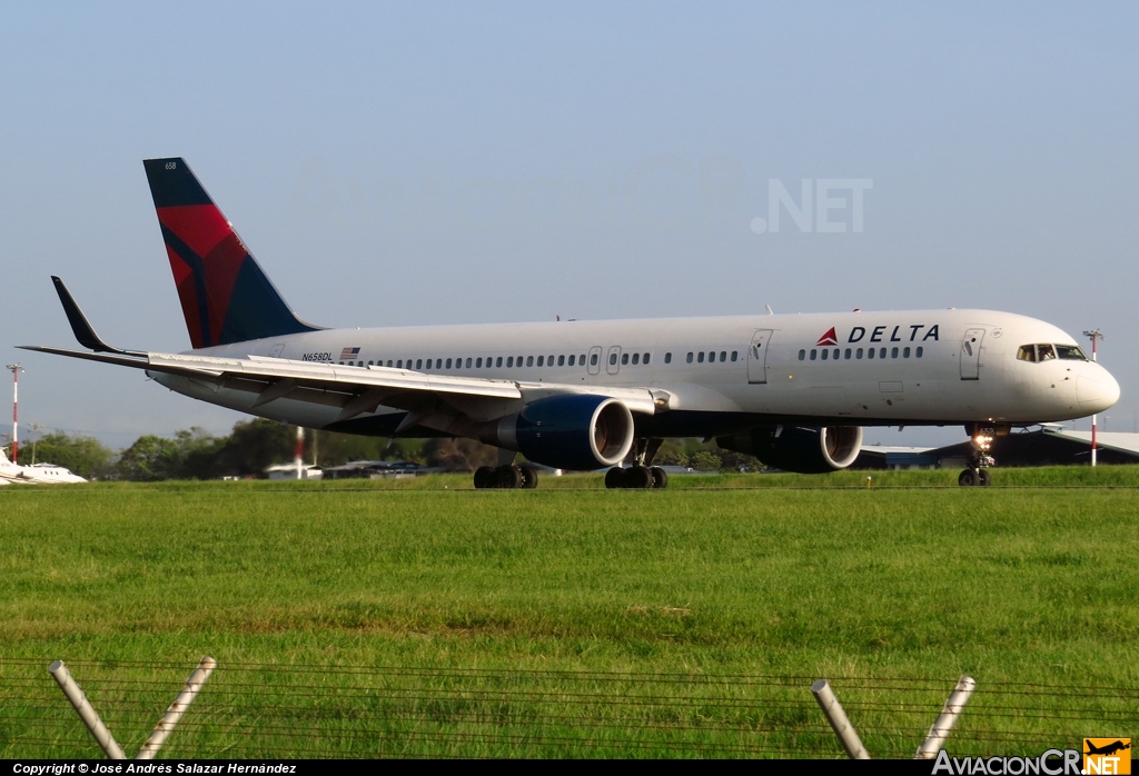 N658DL - Boeing 757-232 - Delta Airlines