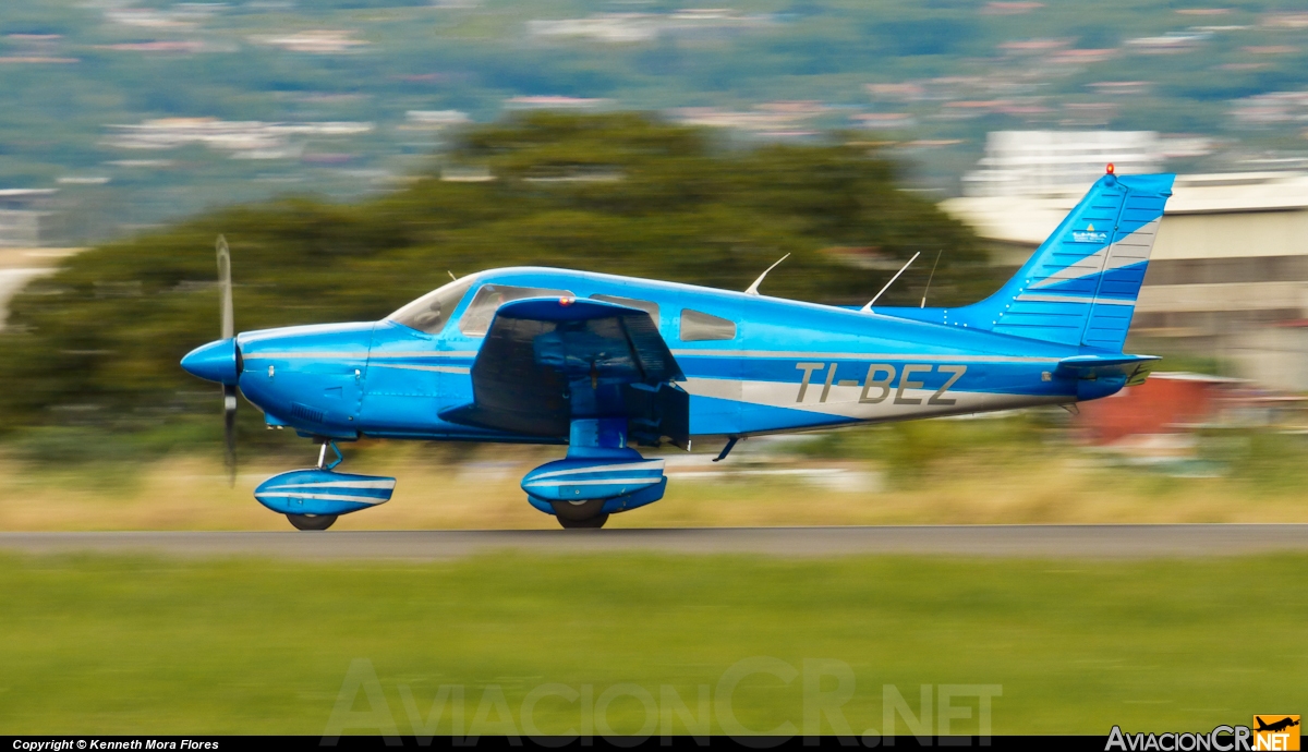 TI-BEZ - Piper PA-28-181 Archer II - CPEA - Escuela de Aviación