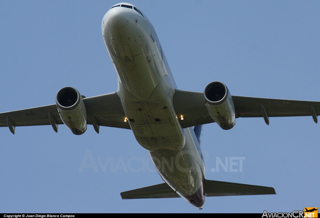 N684TA - Airbus A320-233 - TACA