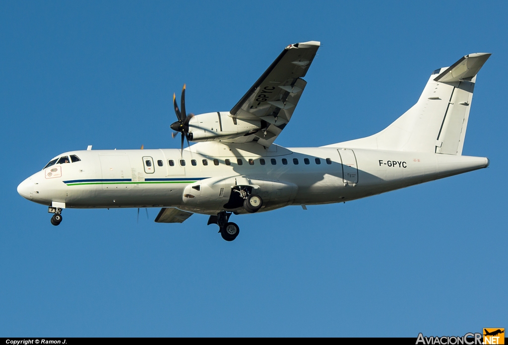 F-GPYC - ATR 42-500 - AIRLINAIR