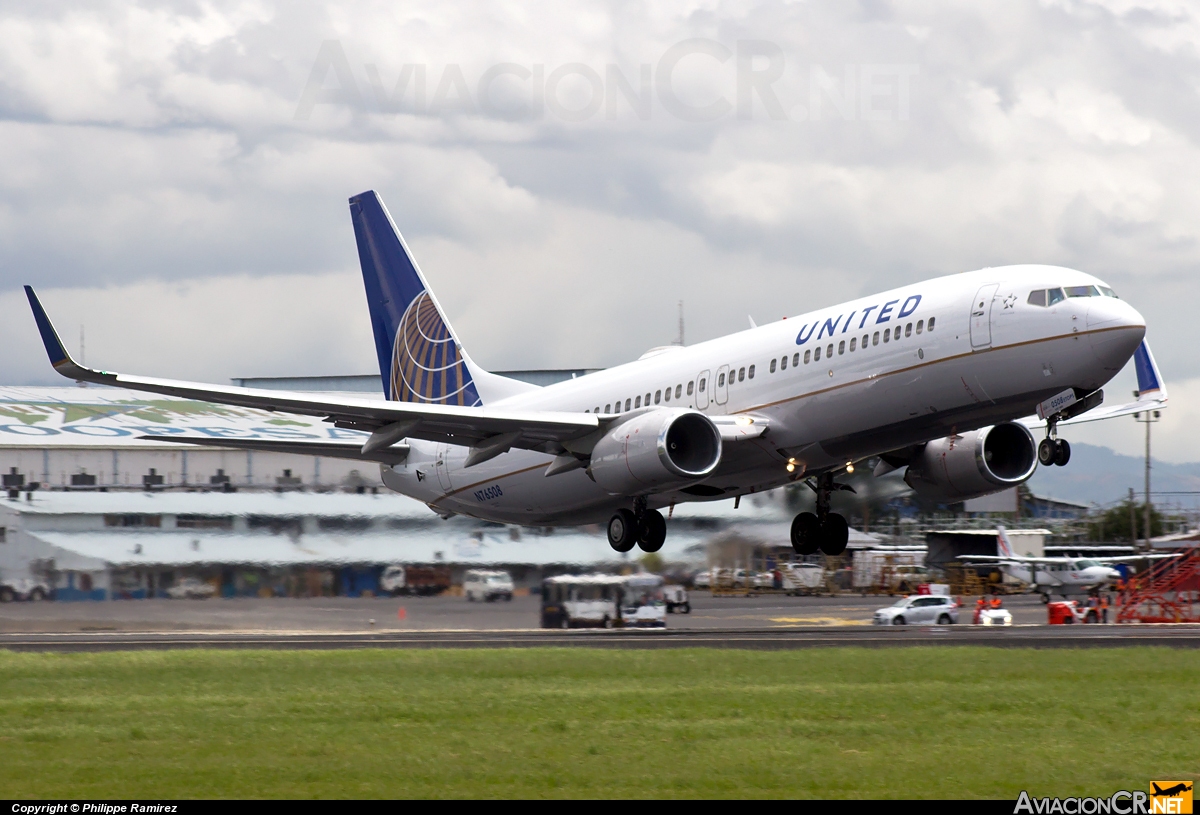 N76508 - Boeing 737-824 - United Airlines