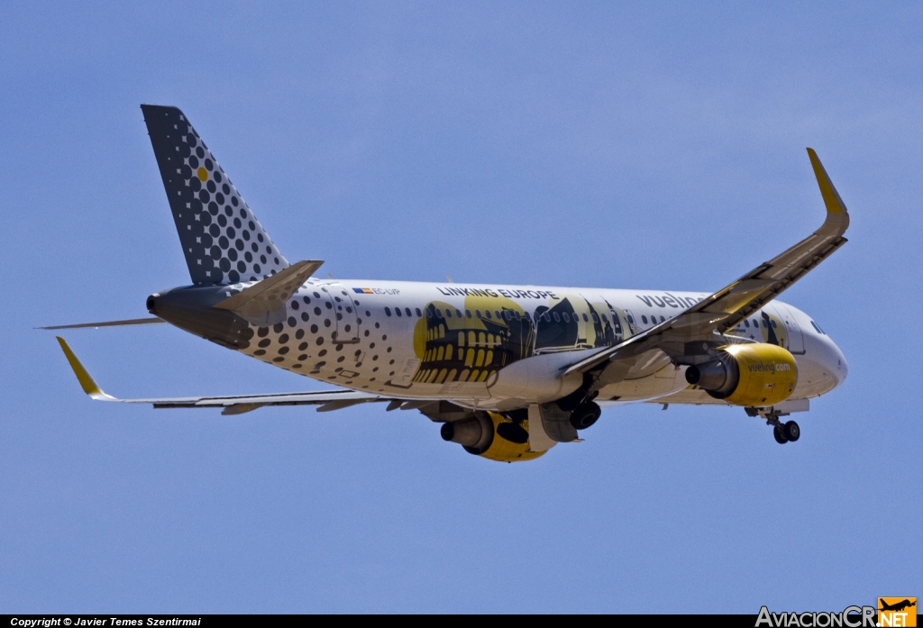 EC-LVP - Airbus A320-214 - Vueling