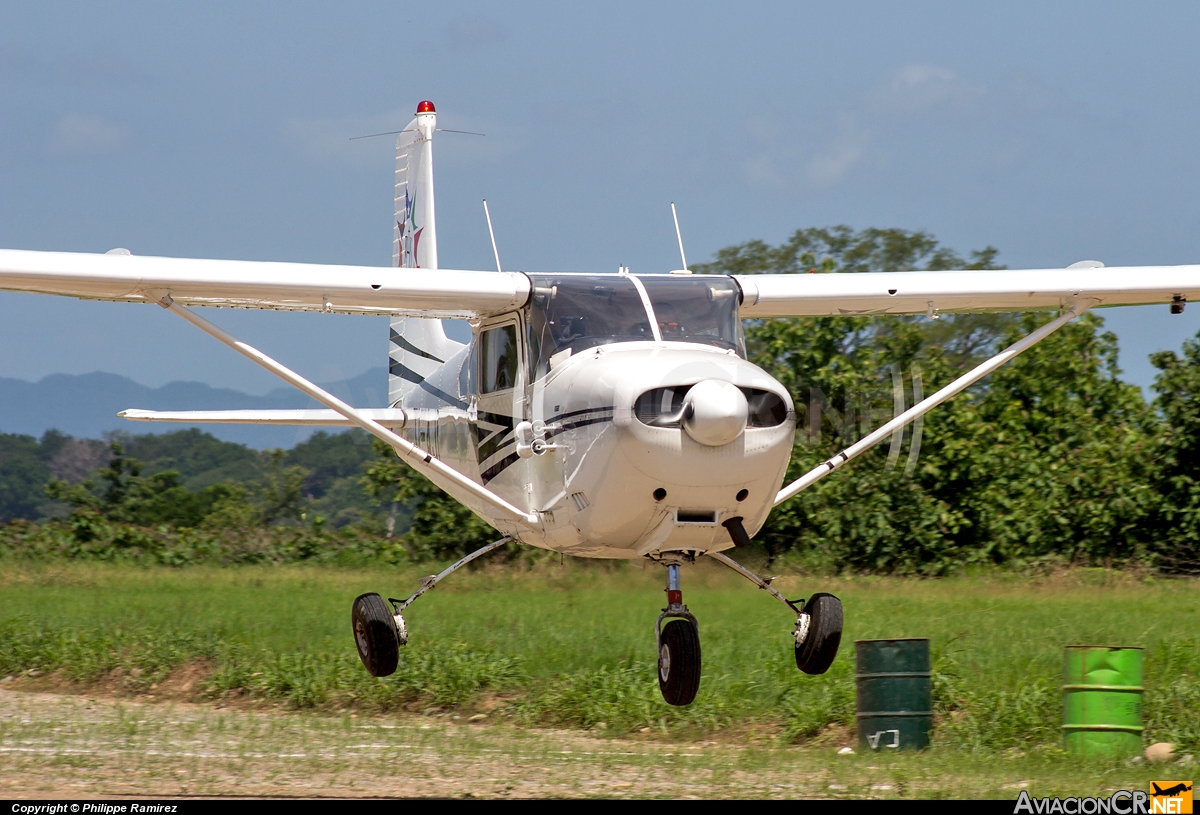 TI-AJI - Cessna 182A Skylane - Privado