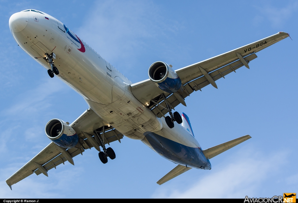 VQ-BDA - Airbus A321-211 - Ural Airlines