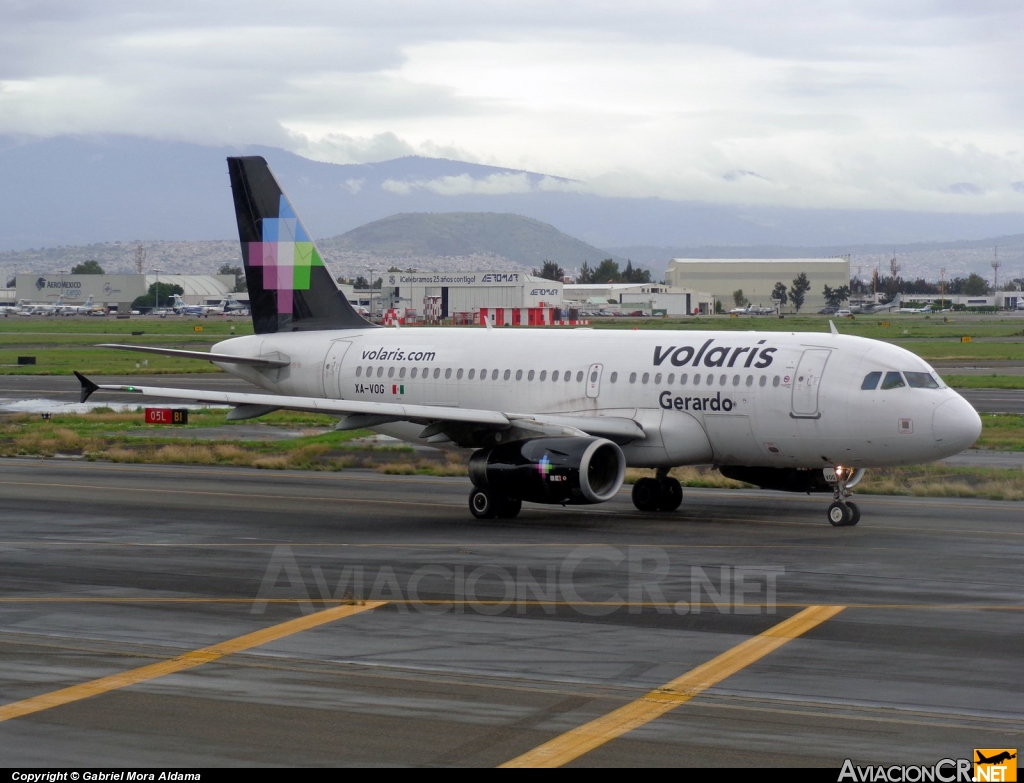 XA-VOG - Airbus A319-133LR - Volaris