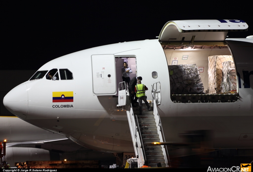 N330QT - Airbus A330-243F - Tampa Colombia